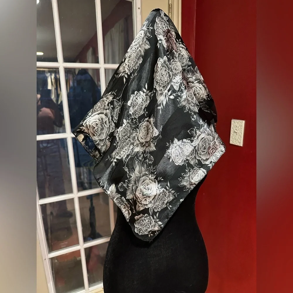 Vintage Korea Black Floral Striped Polyester Scarf 21x21” Square Rose Print